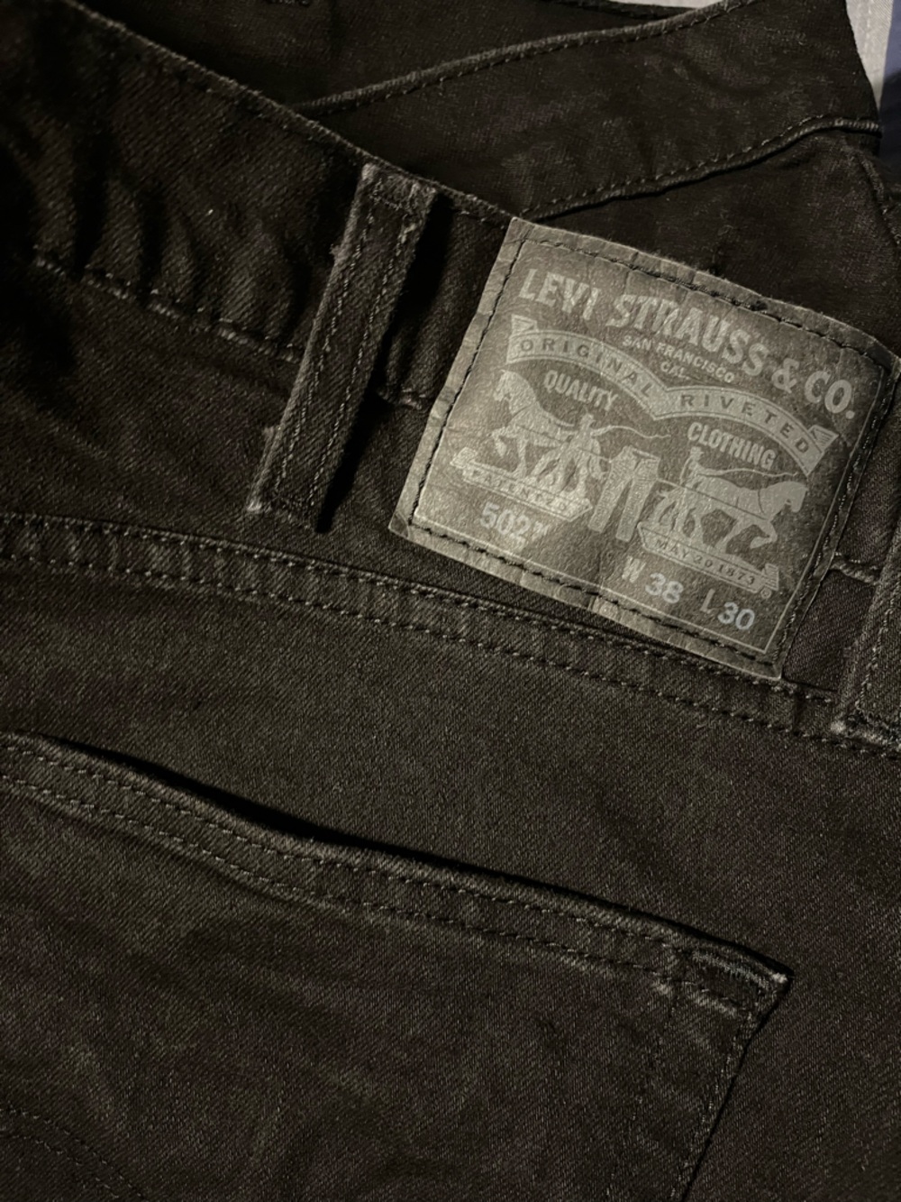 Levi’s 502 Taper Jeans